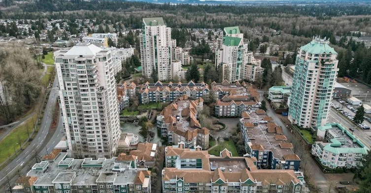 1106-3070 Guildford Way, Coquitlam, BC, V3B 7R8 - 4