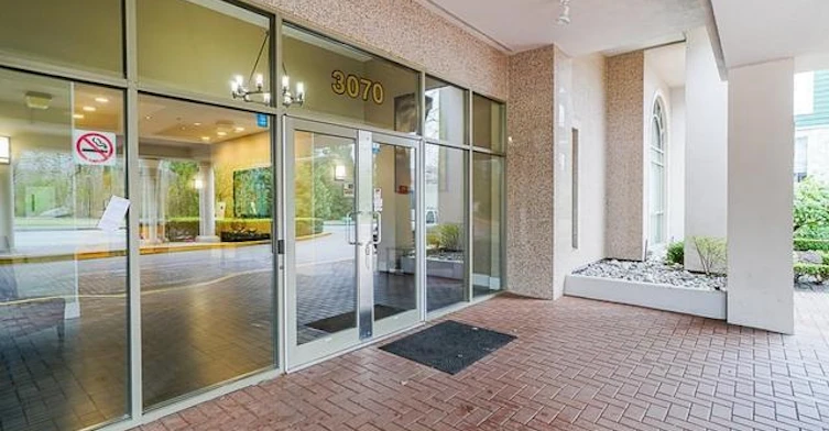 1106-3070 Guildford Way, Coquitlam, BC, V3B 7R8 - 2