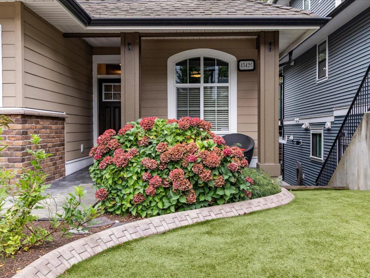 45426 Ariel Place, Cultus Lake, BC, V2R 0K7 - 2
