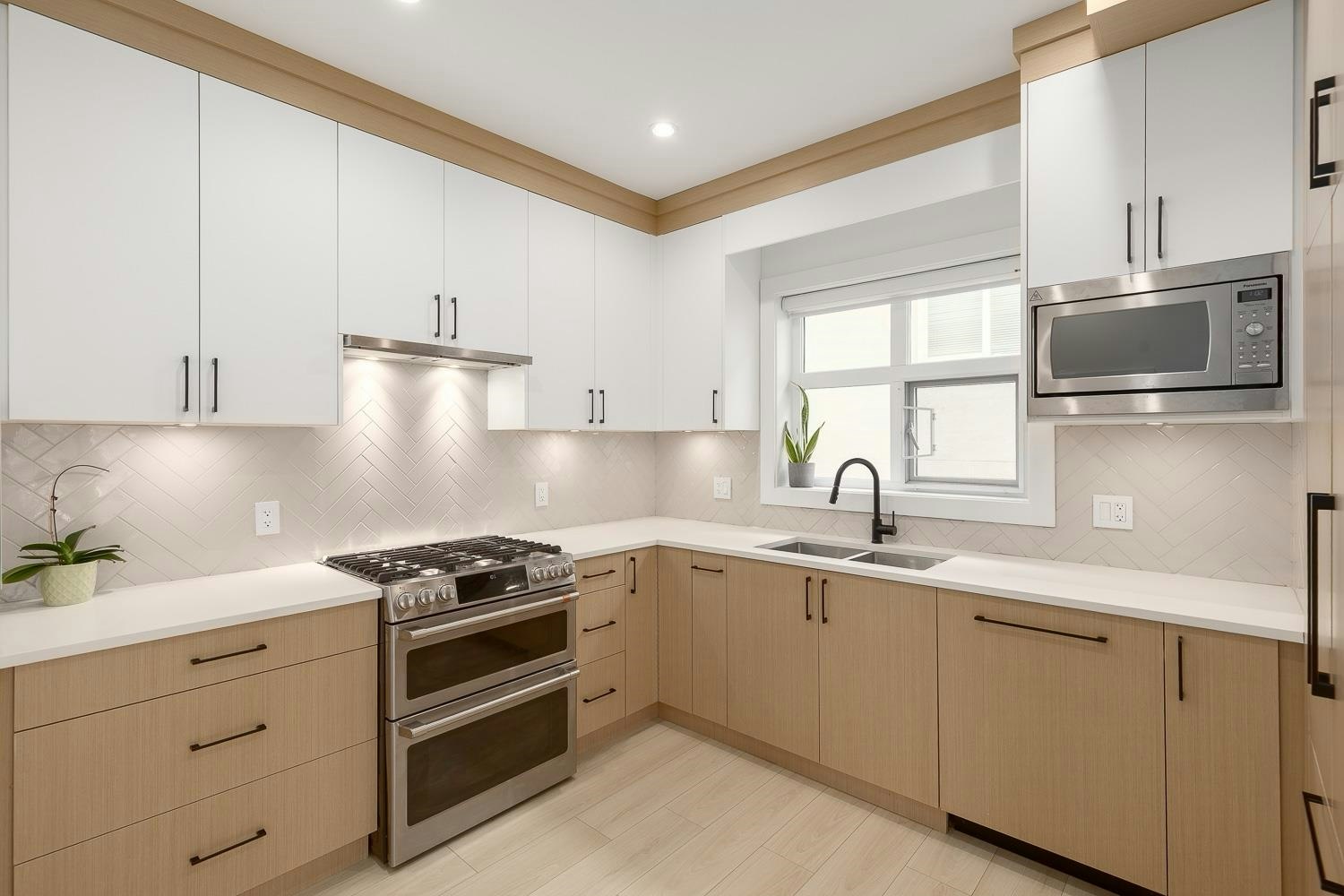 1727 E 22nd Avenue, Vancouver, BC, V5N 2P6 - 14