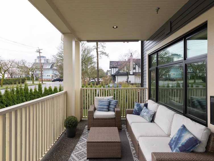 1727 E 22nd Avenue, Vancouver, BC, V5N 2P6 - 3
