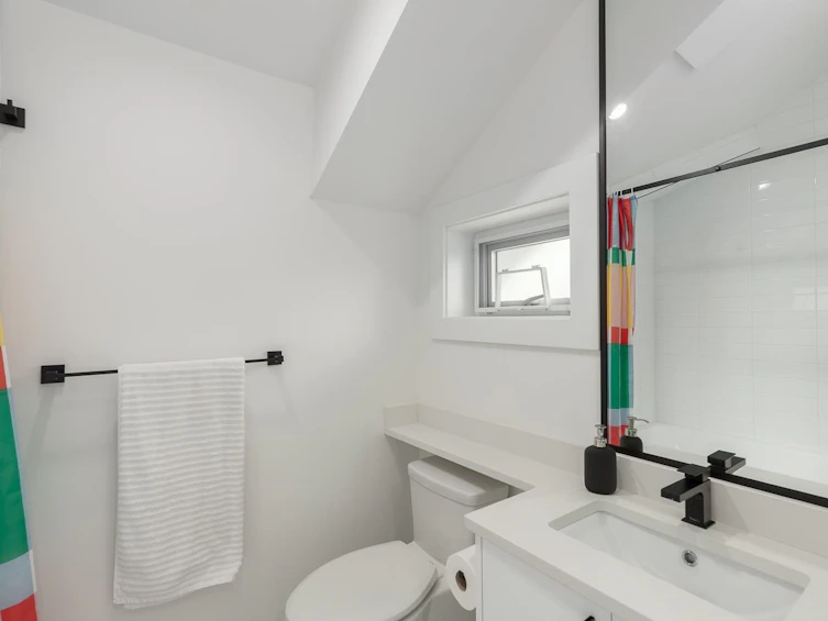 1727 E 22nd Avenue, Vancouver, BC, V5N 2P6 - 21