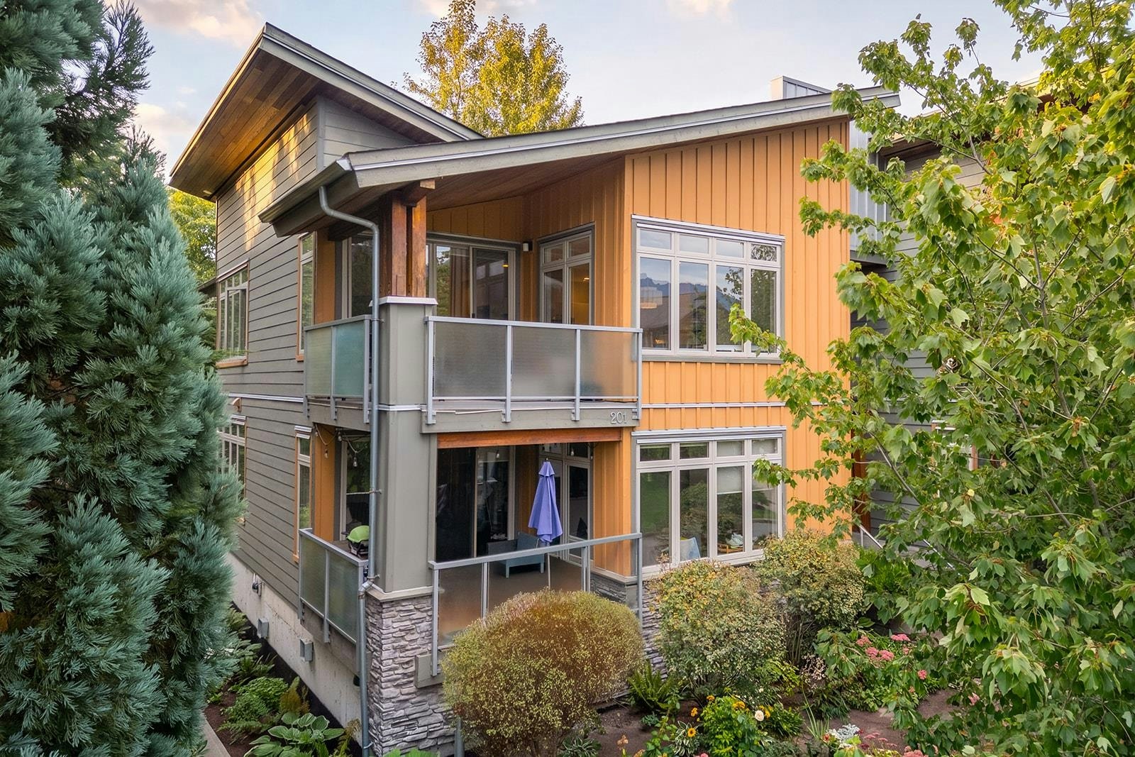 201-40147 Government Road, Squamish, BC, V8B 0R6 - 27