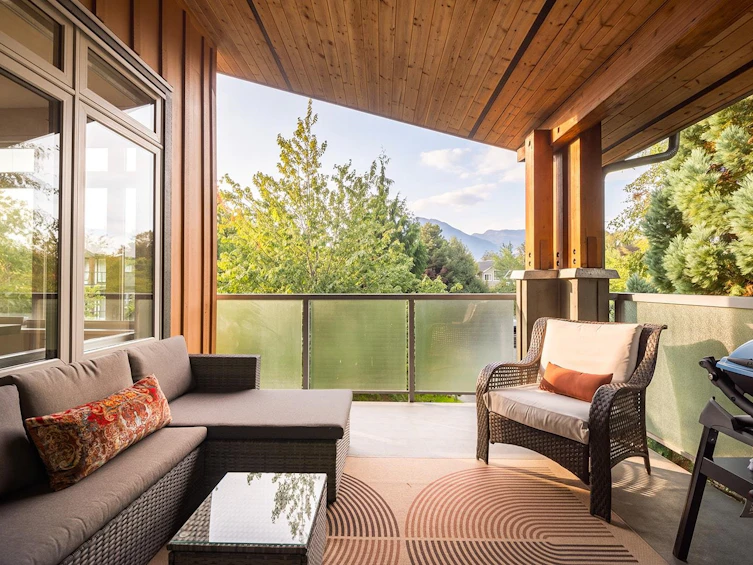201-40147 Government Road, Squamish, BC, V8B 0R6