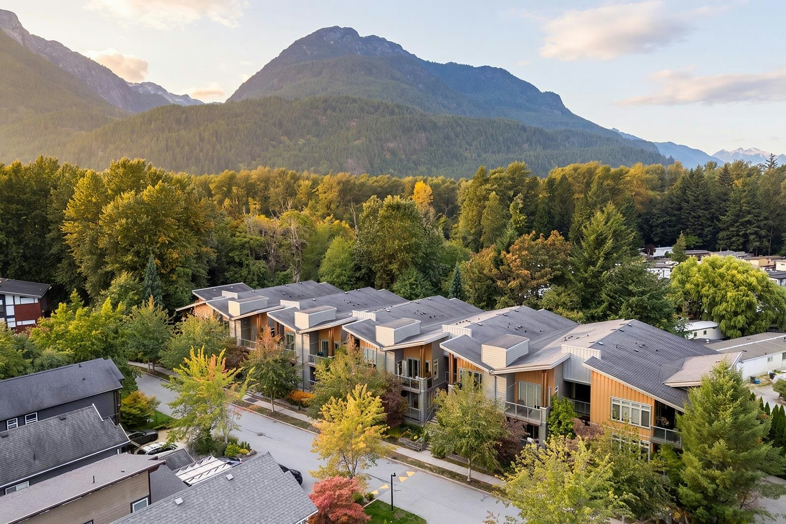 201-40147 Government Road, Squamish, BC, V8B 0R6 - 32