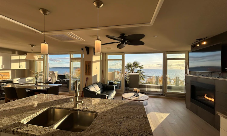 101-15097 Marine Drive