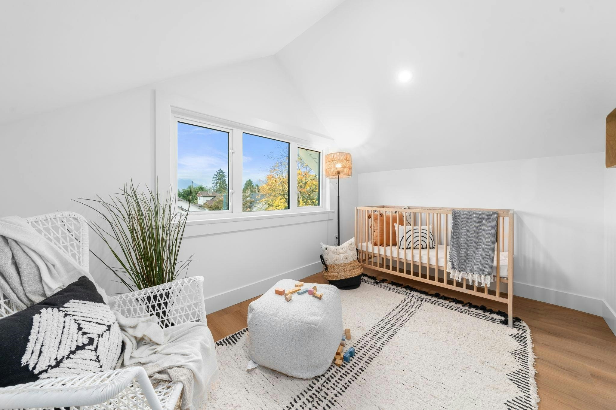 2528 Mcgill Street, Vancouver, BC, V5K 1H1 - 25