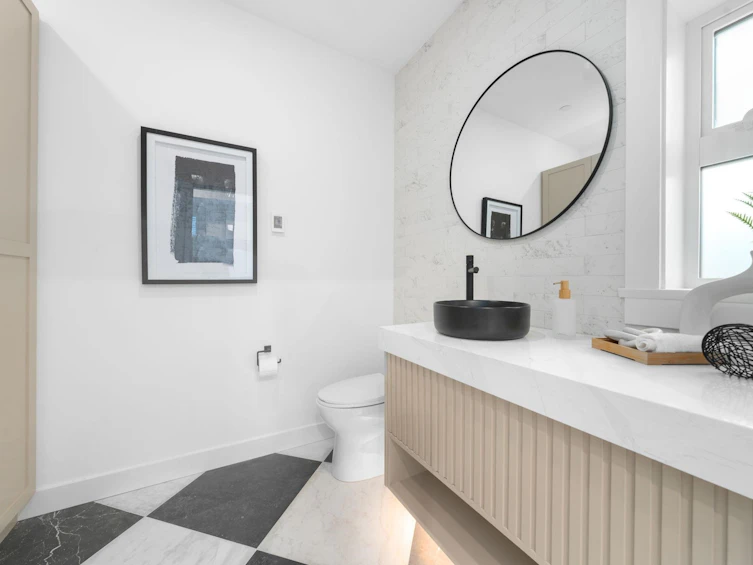 2528 Mcgill Street, Vancouver, BC, V5K 1H1 - 16