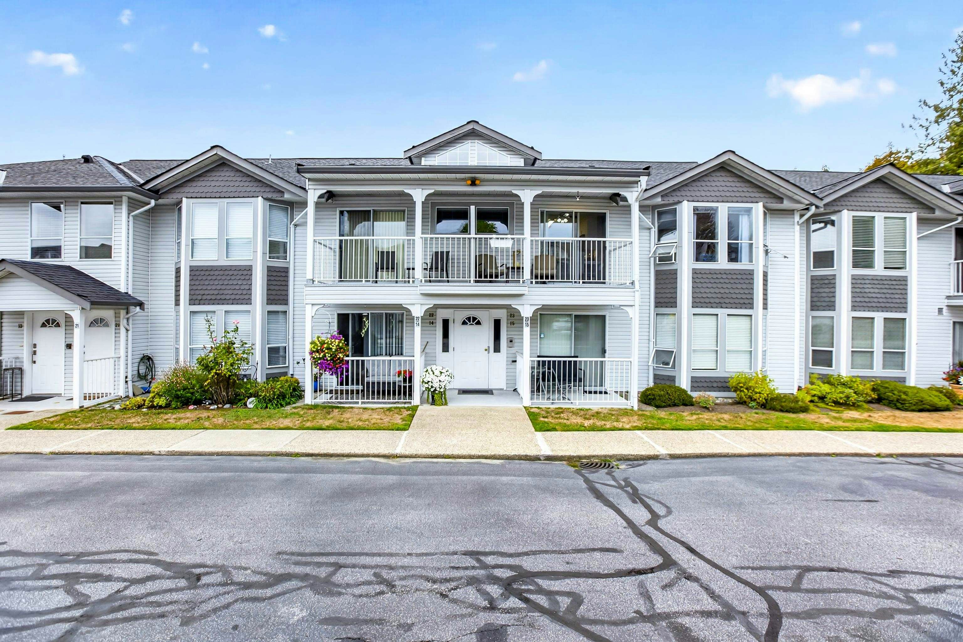 23-12296 224th Street, Maple Ridge, BC, V2X 0M3