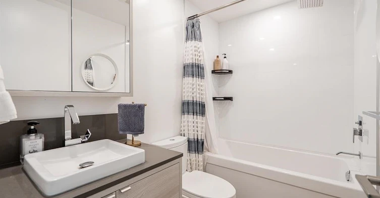 303-4488 Juneau Street, Burnaby, BC, V5C 0M4 - 14