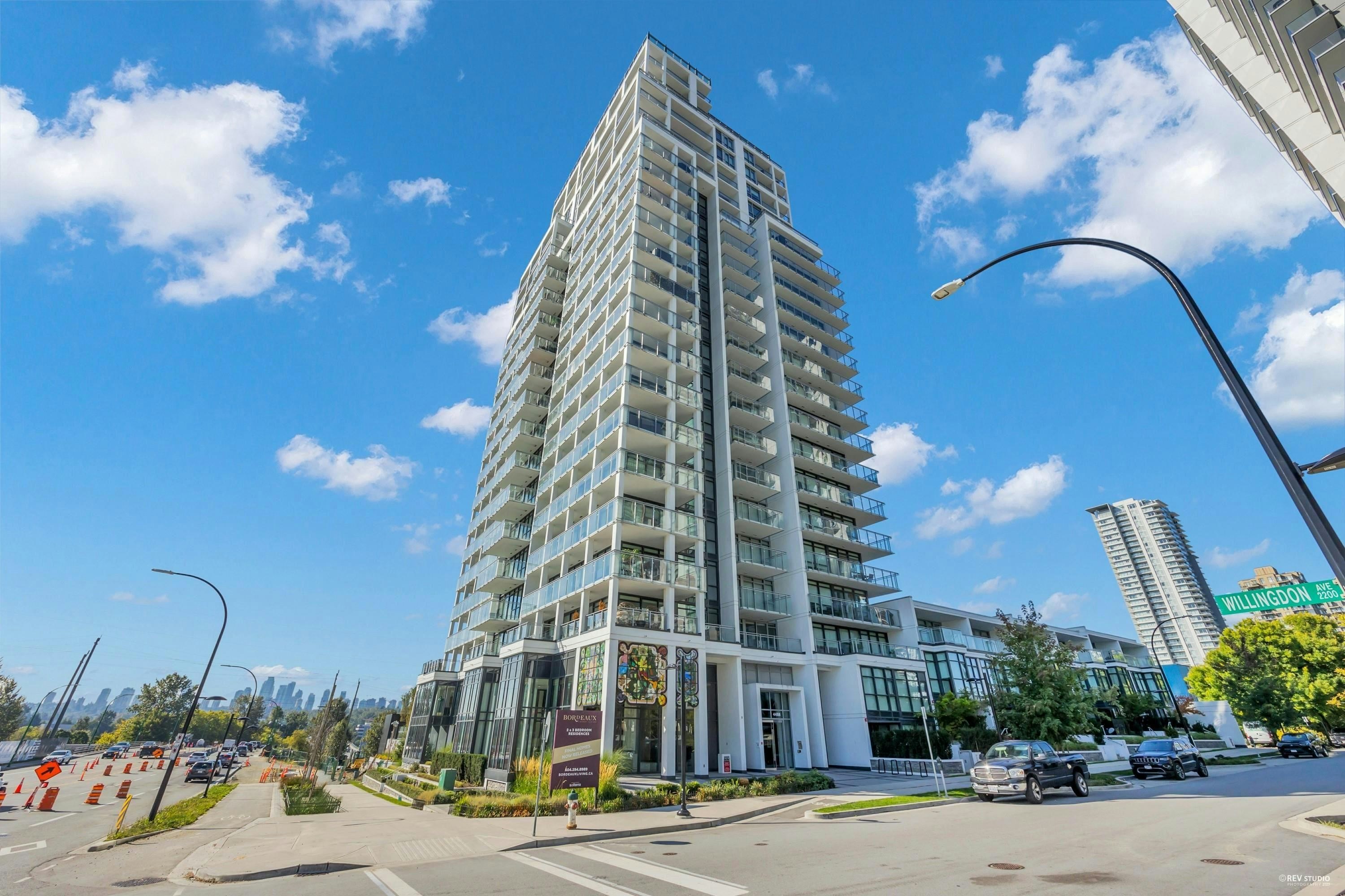 303-4488 Juneau Street, Burnaby, BC, V5C 0M4