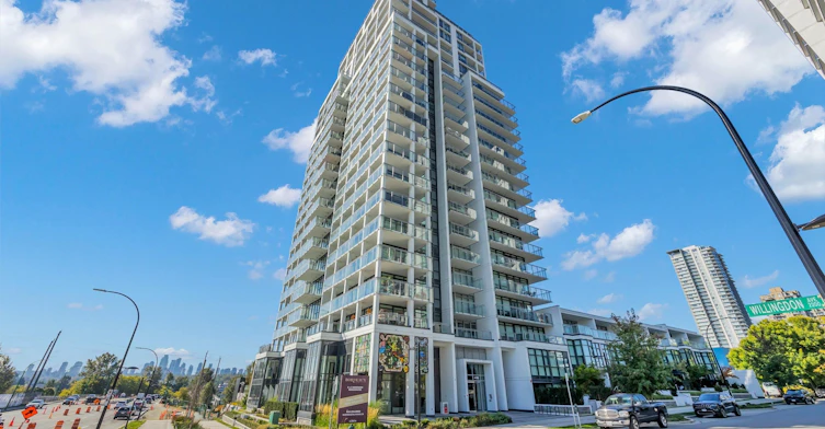 303-4488 Juneau Street, Burnaby, BC, V5C 0M4