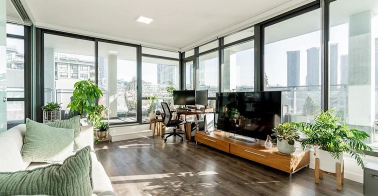 303-4488 Juneau Street, Burnaby, BC, V5C 0M4 - 7