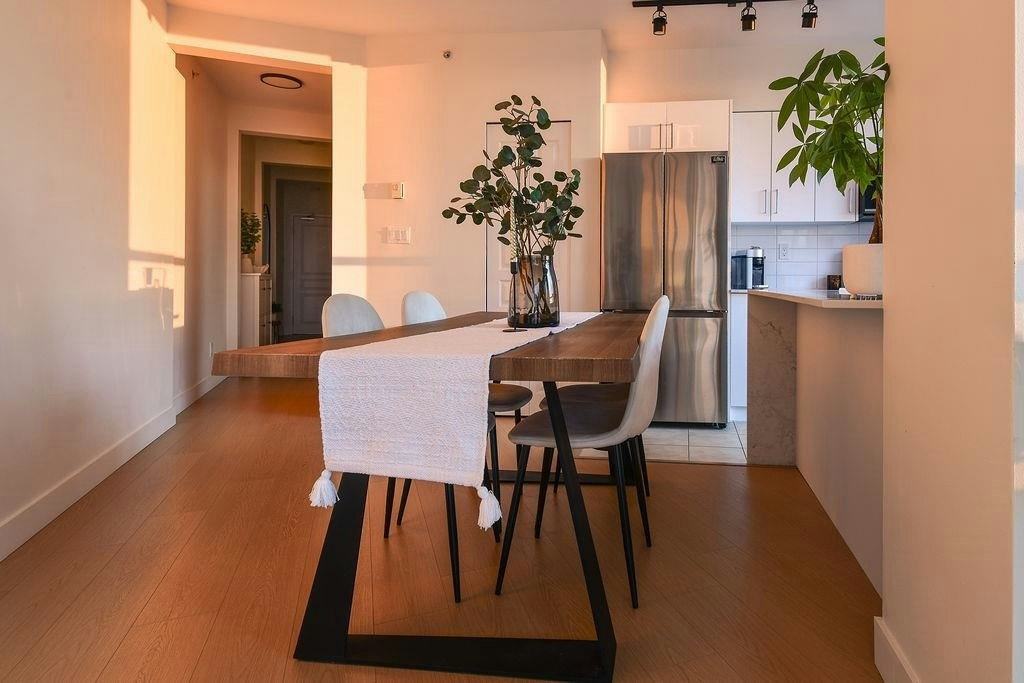 1004-4028 Knight Street, Vancouver, BC, V5N 5Y8 - 16