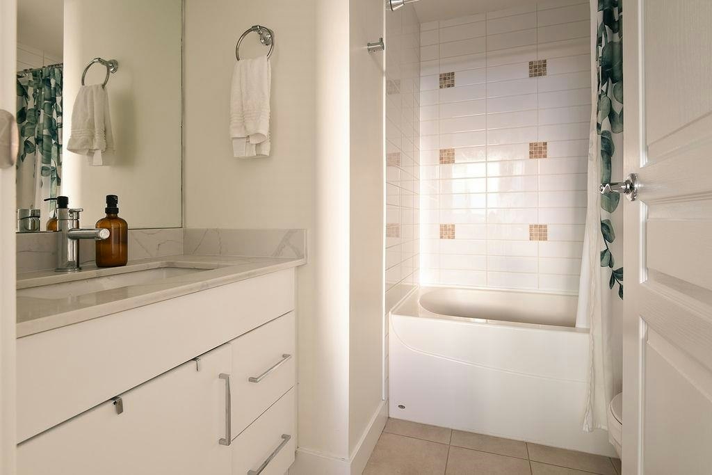 1004-4028 Knight Street, Vancouver, BC, V5N 5Y8 - 24