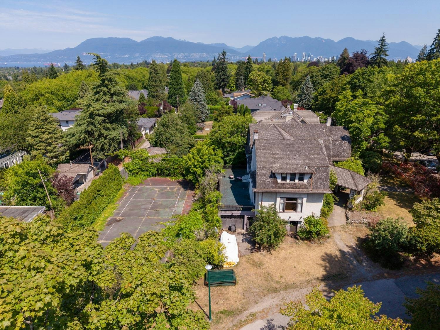 4987 Connaught Drive, Vancouver, BC, V6M 3E8 - 3