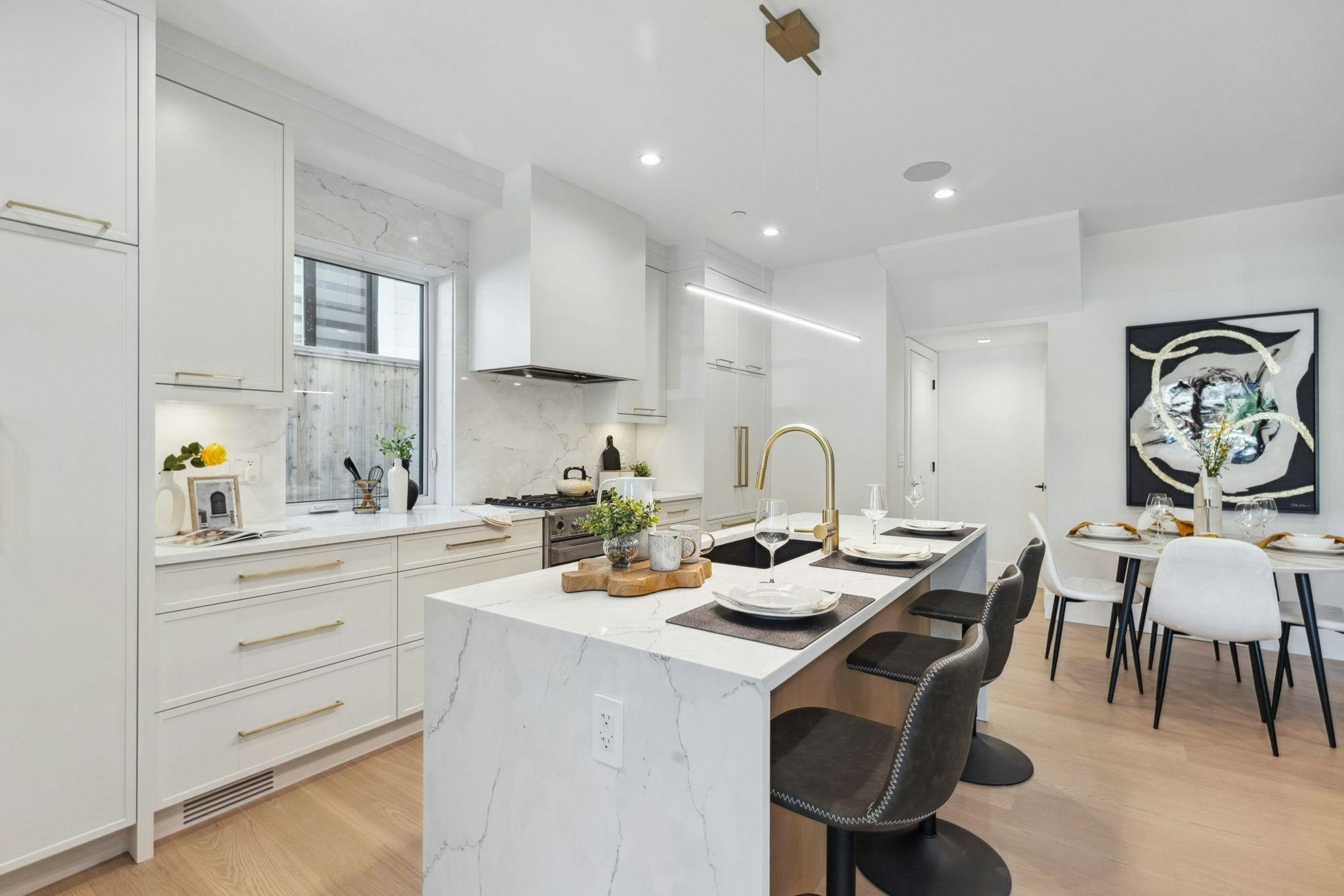 #1-2244 E 11th Avenue - 5