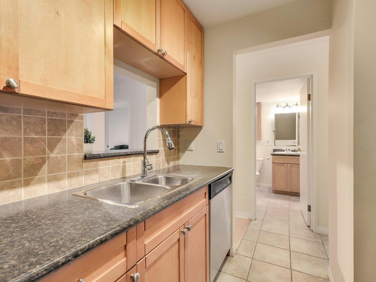 117-555 W 14th Avenue, Vancouver, BC, V5Z 4G8 - 11