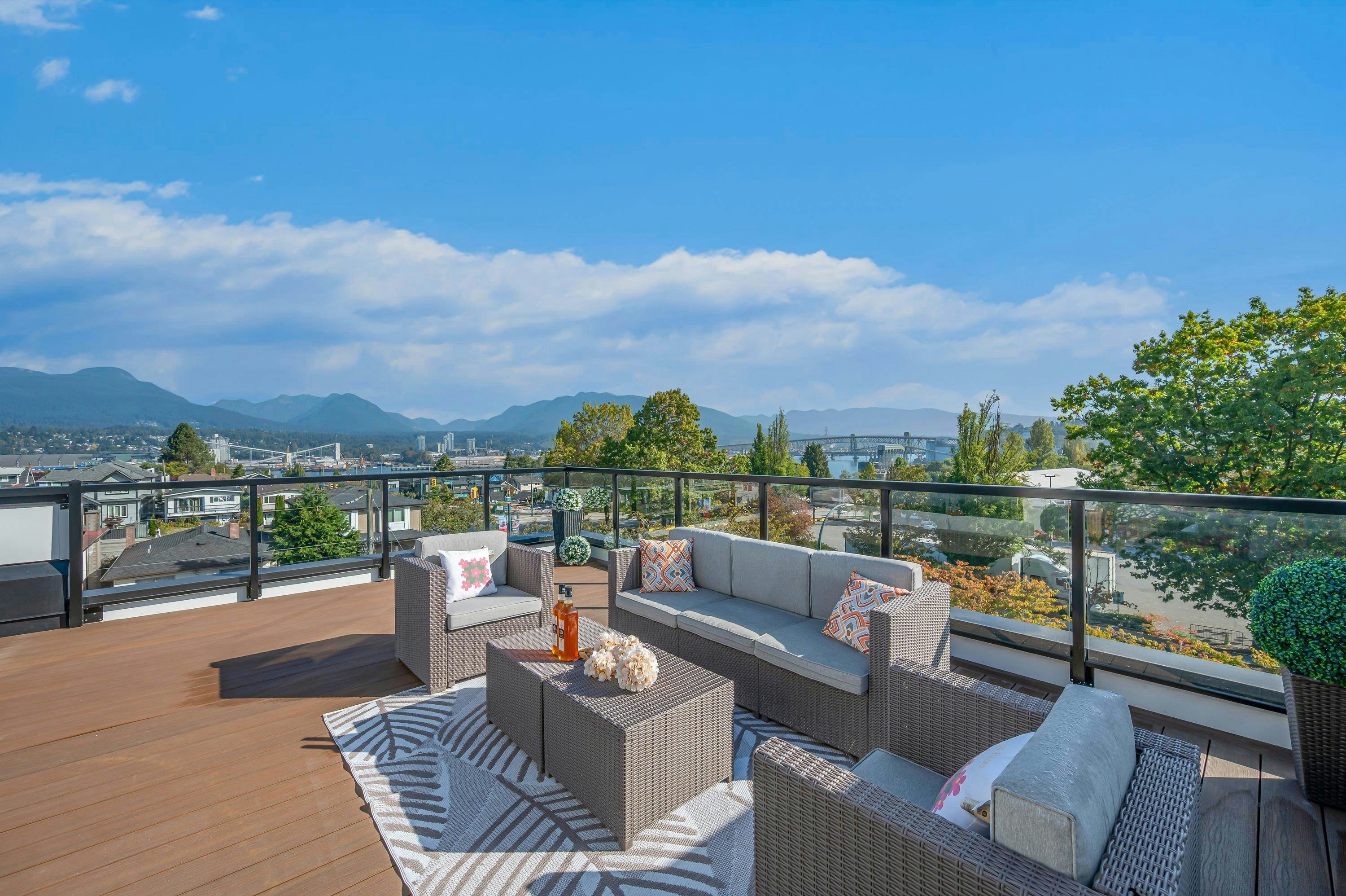 3-2893 Eton Street, Vancouver, BC, V5K 1K4