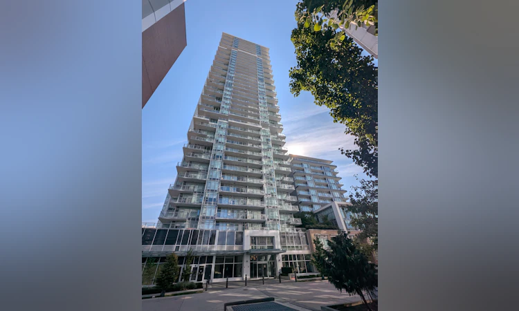 #915-13350 Central Avenue