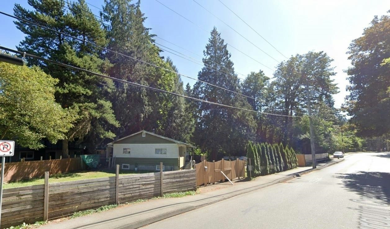 2532 E Bourquin Crescent, Abbotsford, BC, V2S 1Y4