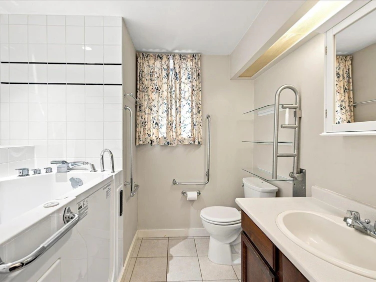 5584 Maple Street, Vancouver, BC, V6M 3T7 - 19