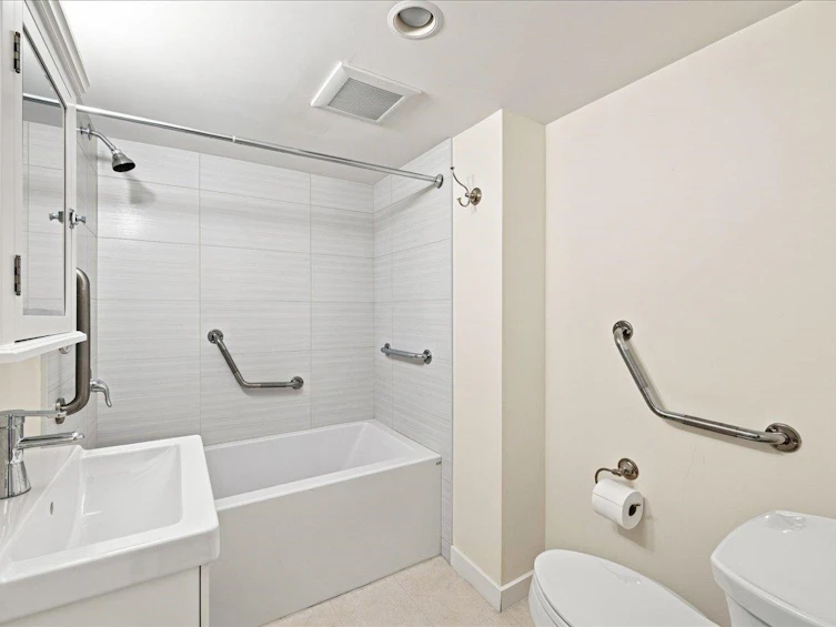 5584 Maple Street, Vancouver, BC, V6M 3T7 - 32