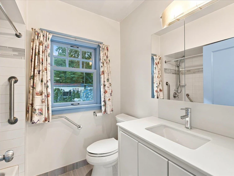 5584 Maple Street, Vancouver, BC, V6M 3T7 - 22