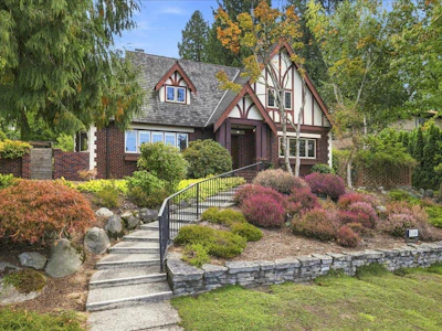 5584 Maple Street - 2