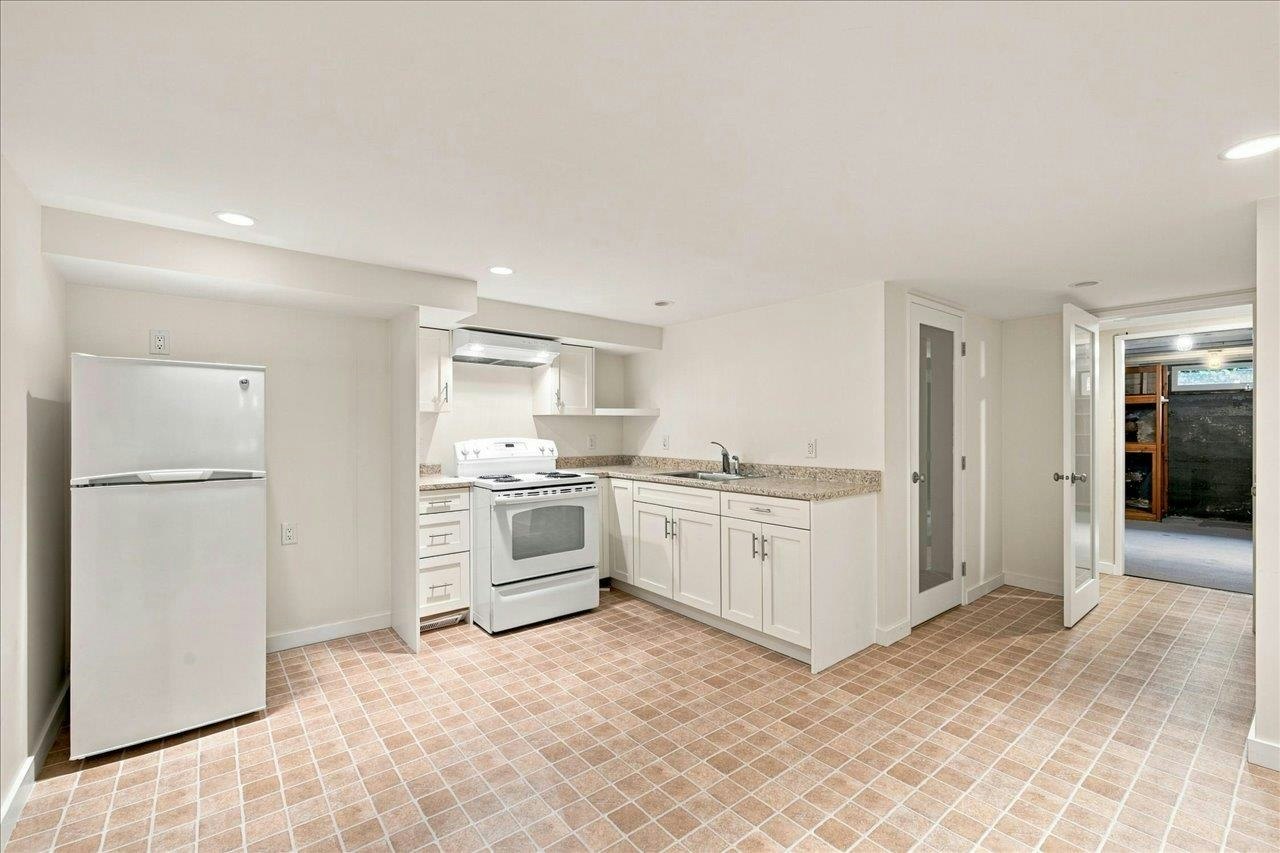 5584 Maple Street, Vancouver, BC, V6M 3T7 - 30