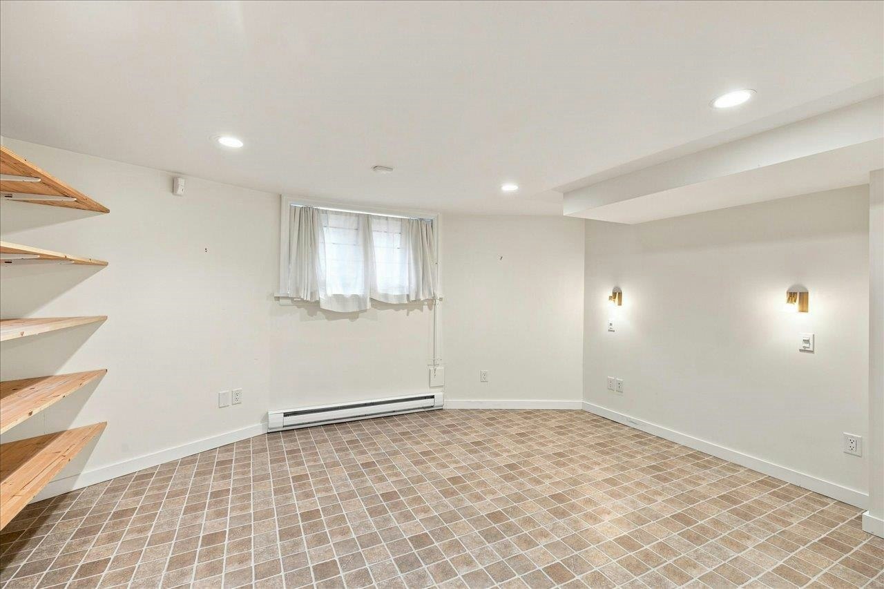 5584 Maple Street, Vancouver, BC, V6M 3T7 - 31