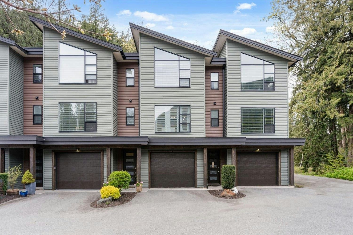 2-520 Hot Springs Road, Harrison Hot Springs, BC, V0M 1K0 - 3