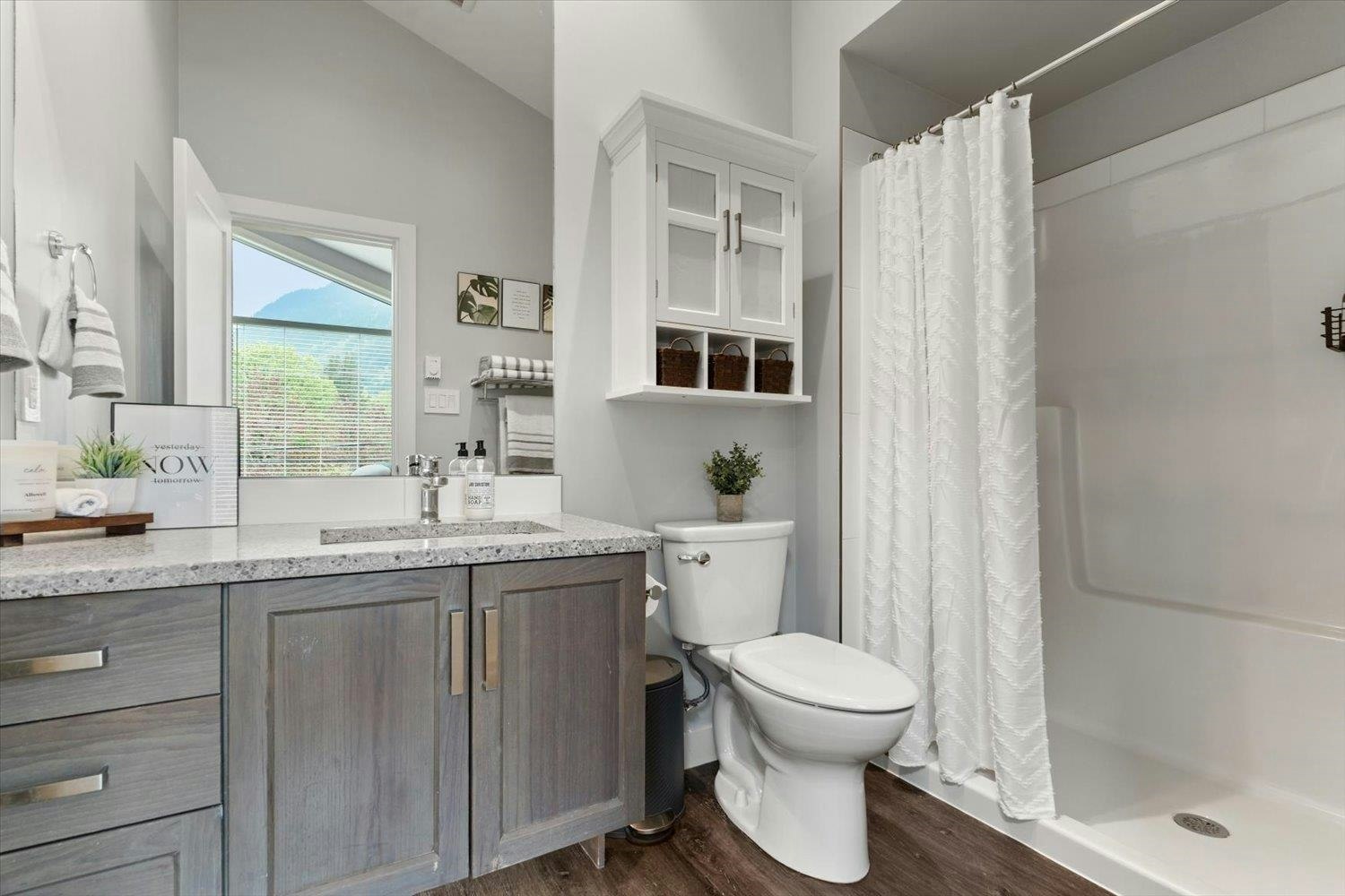 2-520 Hot Springs Road, Harrison Hot Springs, BC, V0M 1K0 - 24