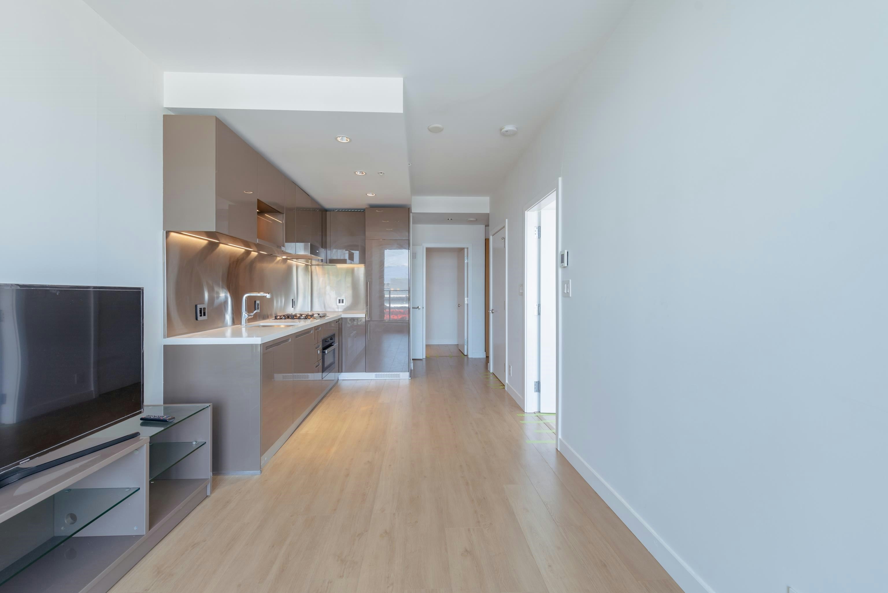 37XX,  777 Richards Street, Vancouver, BC, V6B 0M6 - 2