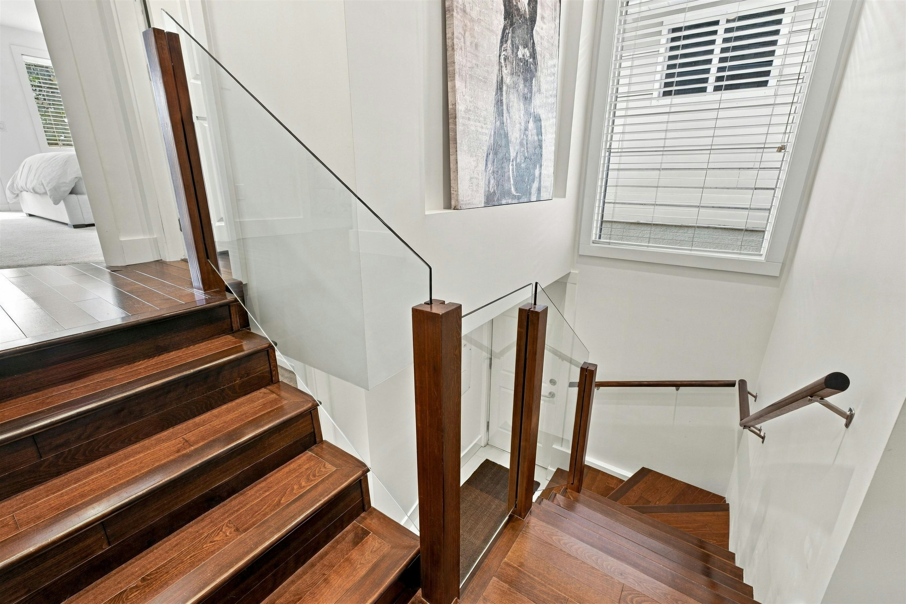 1153 Wellington Drive, North Vancouver, BC, V7K 1L3 - 23