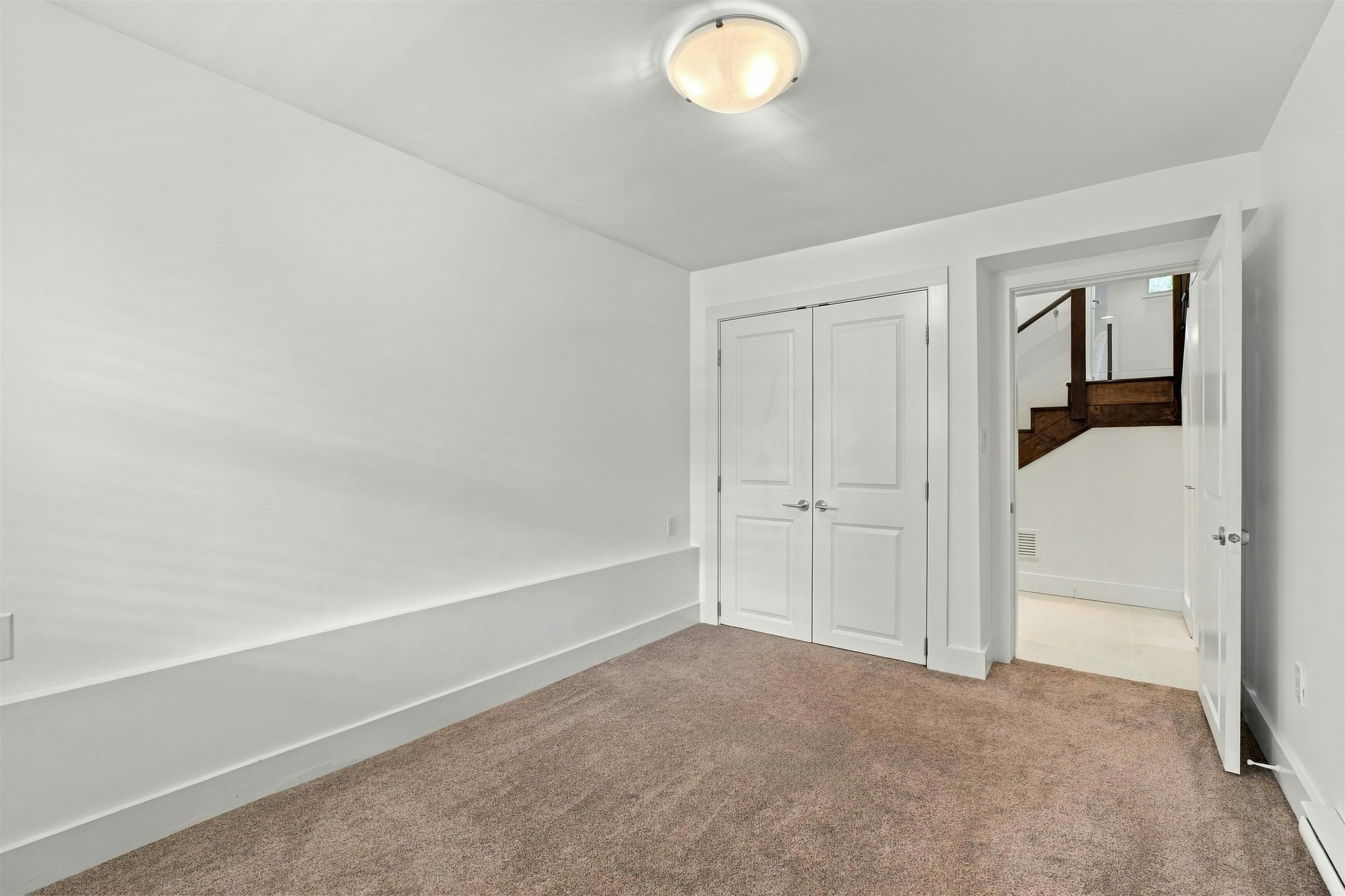 1153 Wellington Drive, North Vancouver, BC, V7K 1L3 - 39