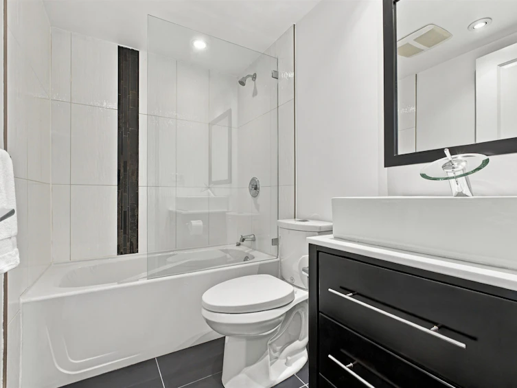 1153 Wellington Drive, North Vancouver, BC, V7K 1L3 - 17