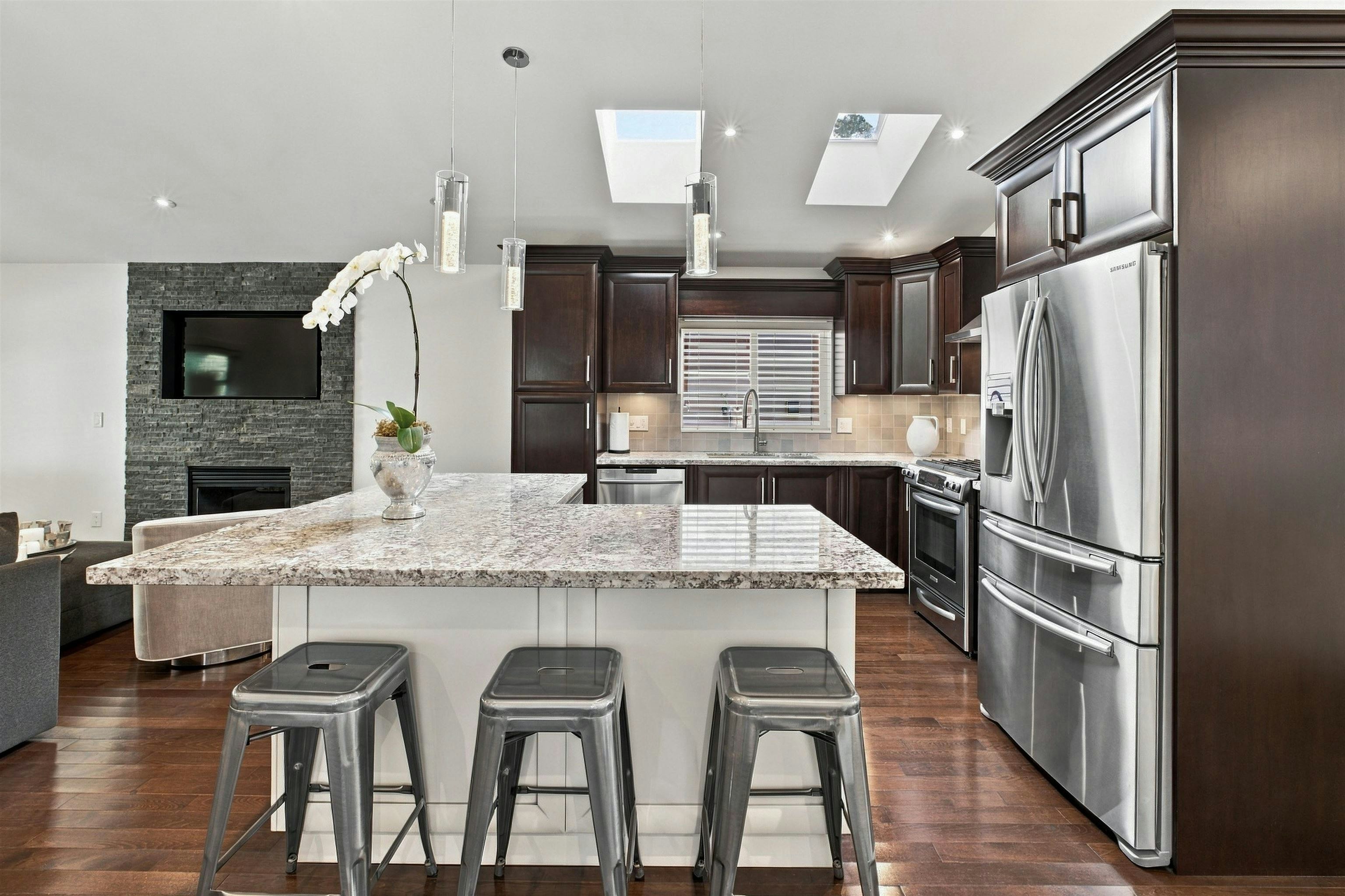 1153 Wellington Drive, North Vancouver, BC, V7K 1L3 - 9