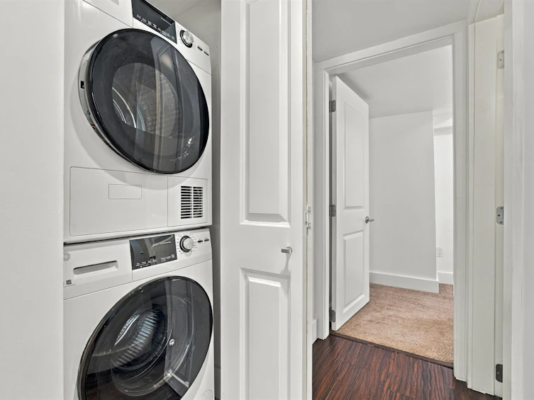 1153 Wellington Drive, North Vancouver, BC, V7K 1L3 - 22