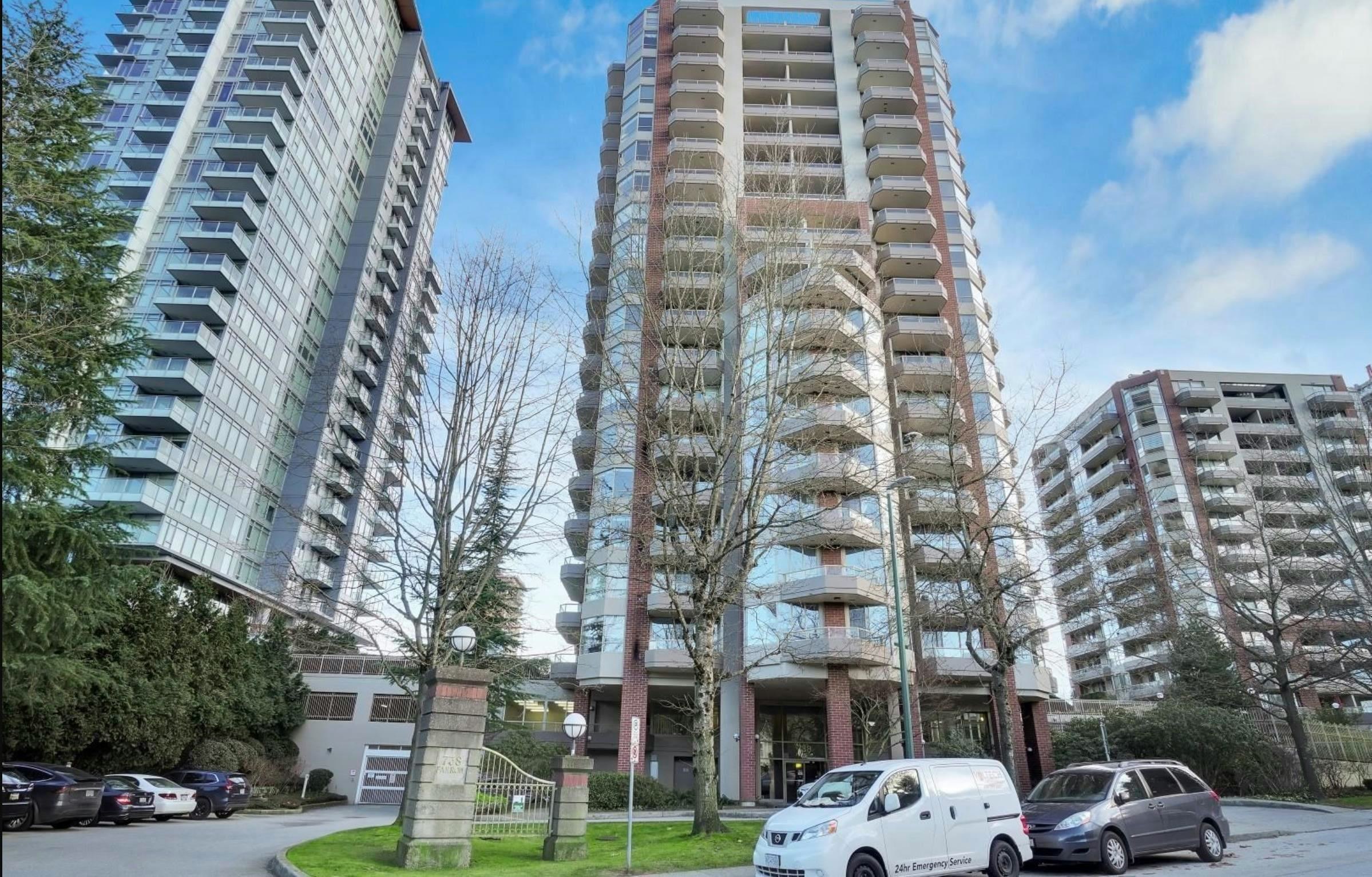 801-738 Farrow Street, Coquitlam, BC, V3J 7V4