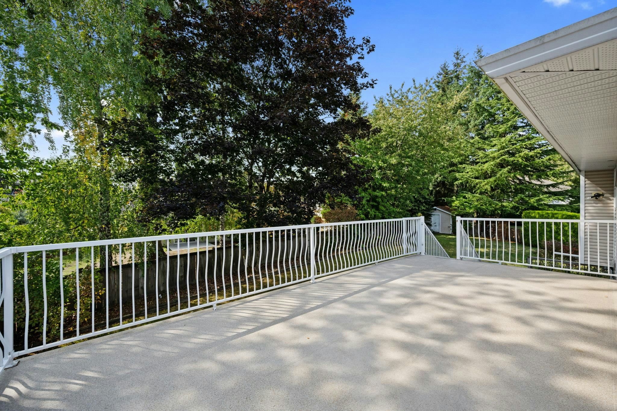 15866 91 Avenue, Surrey, BC, V4N 2X4 - 16