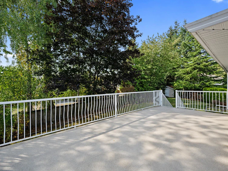 15866 91 Avenue, Surrey, BC, V4N 2X4 - 16