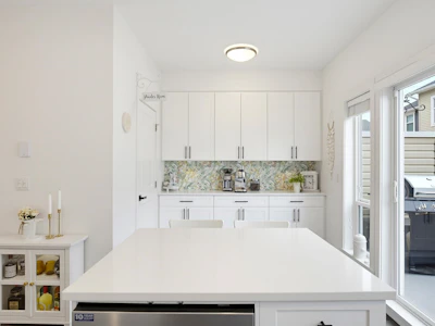 602-32789 Burton Avenue - 5