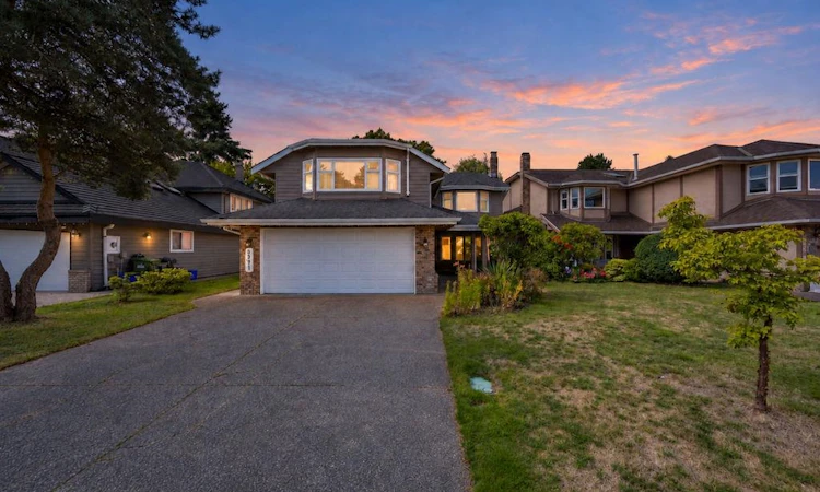 6391 Bouchard Court