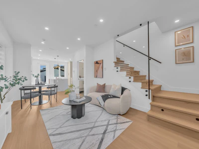 4328 Rupert Street - 3