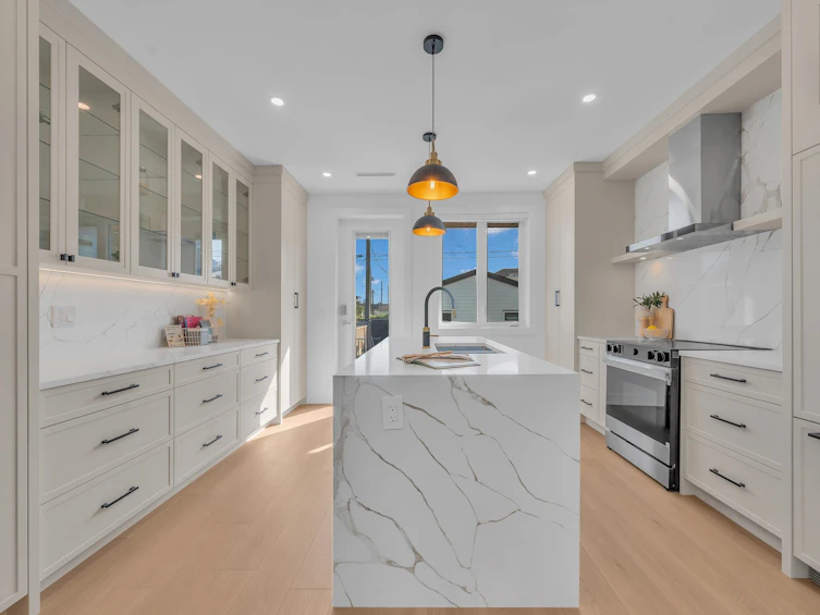 4328 Rupert Street, Vancouver, BC, V5R 2H8 - 11