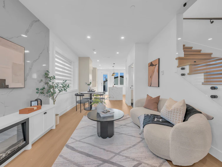 4328 Rupert Street, Vancouver, BC, V5R 2H8 - 4