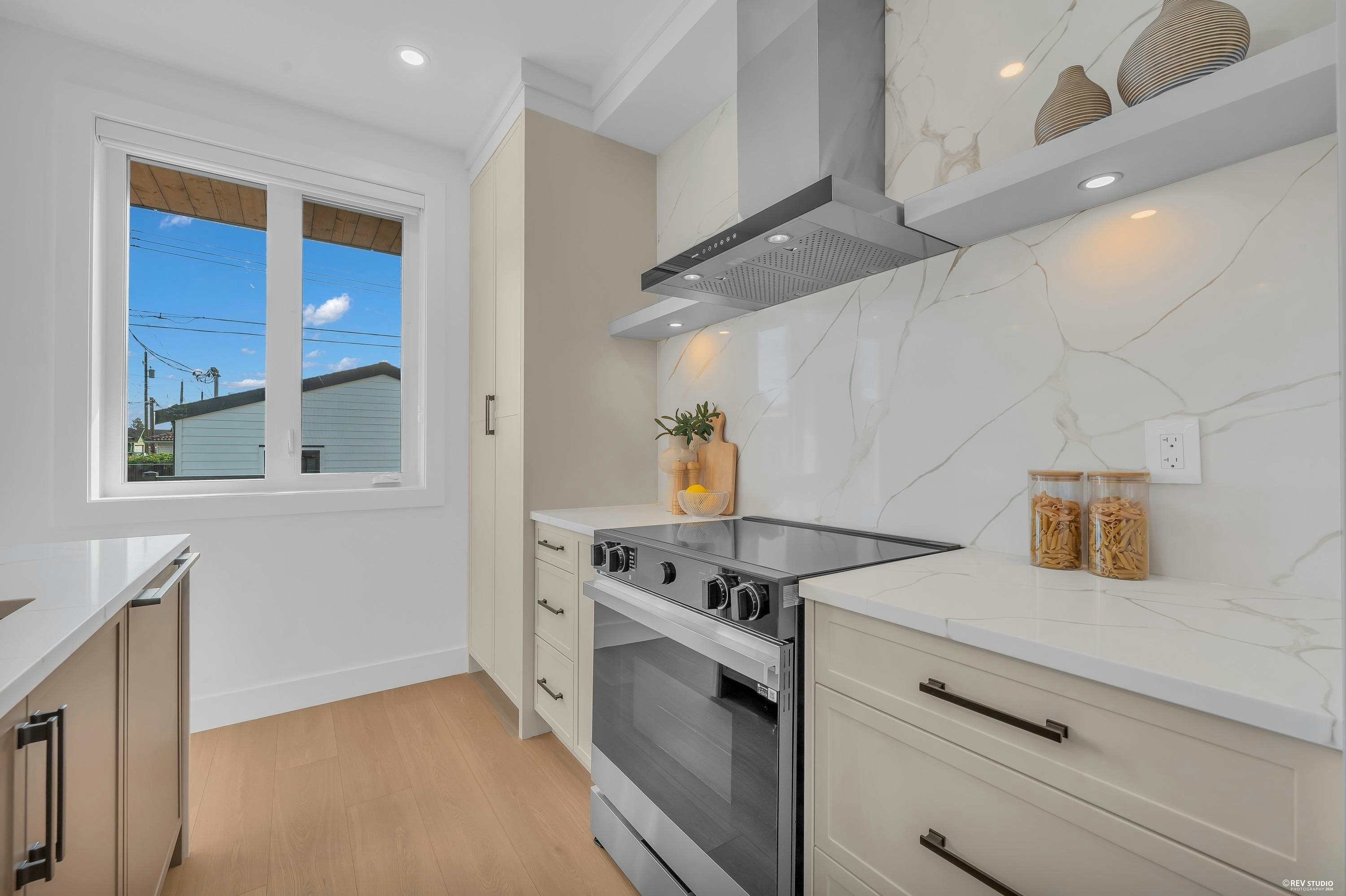 4328 Rupert Street, Vancouver, BC, V5R 2H8 - 15