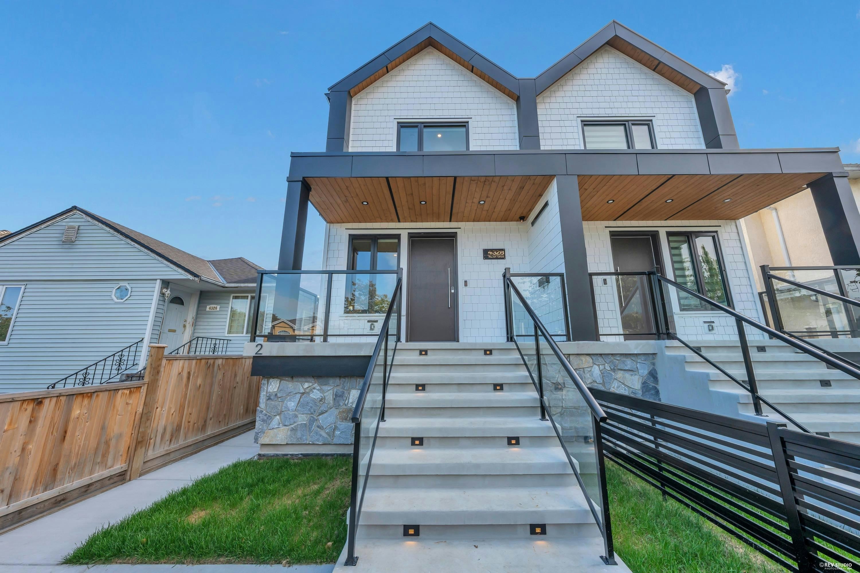 4328 Rupert Street, Vancouver, BC, V5R 2H8