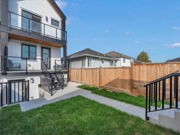 4328 Rupert Street, Vancouver, BC, V5R 2H8 - 35